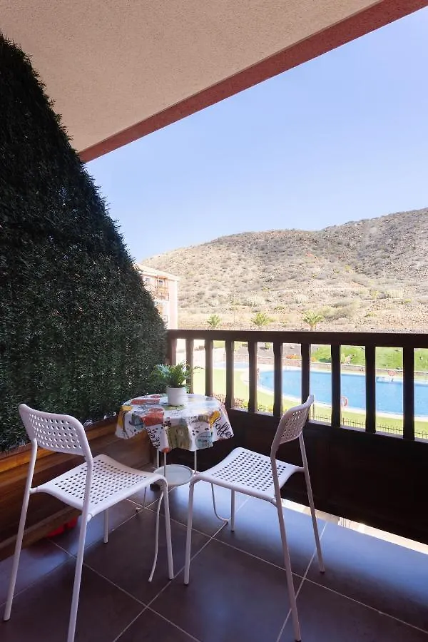 Palm Mar Pool View Apartment 0*, פאלם-מאר